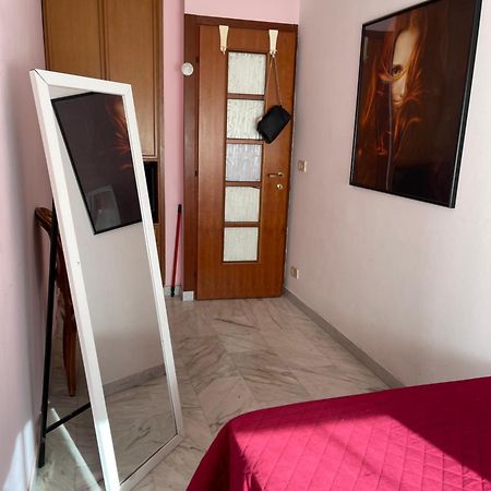 Exotic Apartment Рим Екстериор снимка